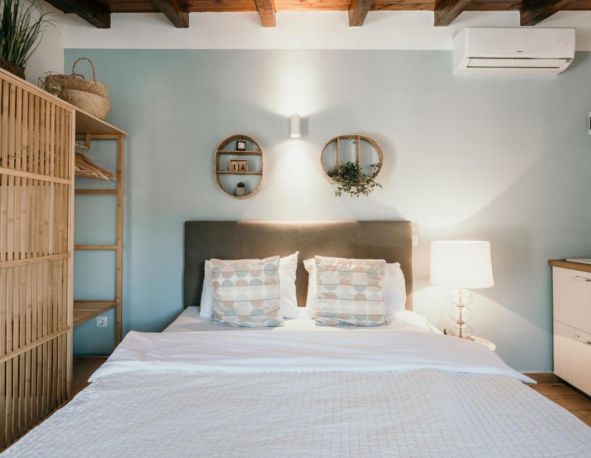 Mila And Jurija Formenti 2 Apartments In Heart Of Nautic Marina, With Heated Swimming Pool, Bikes, Sup, Kajak Skradin Bagian luar foto